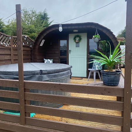 ホテル Crabmill Glamping ビュードリー エクステリア 写真