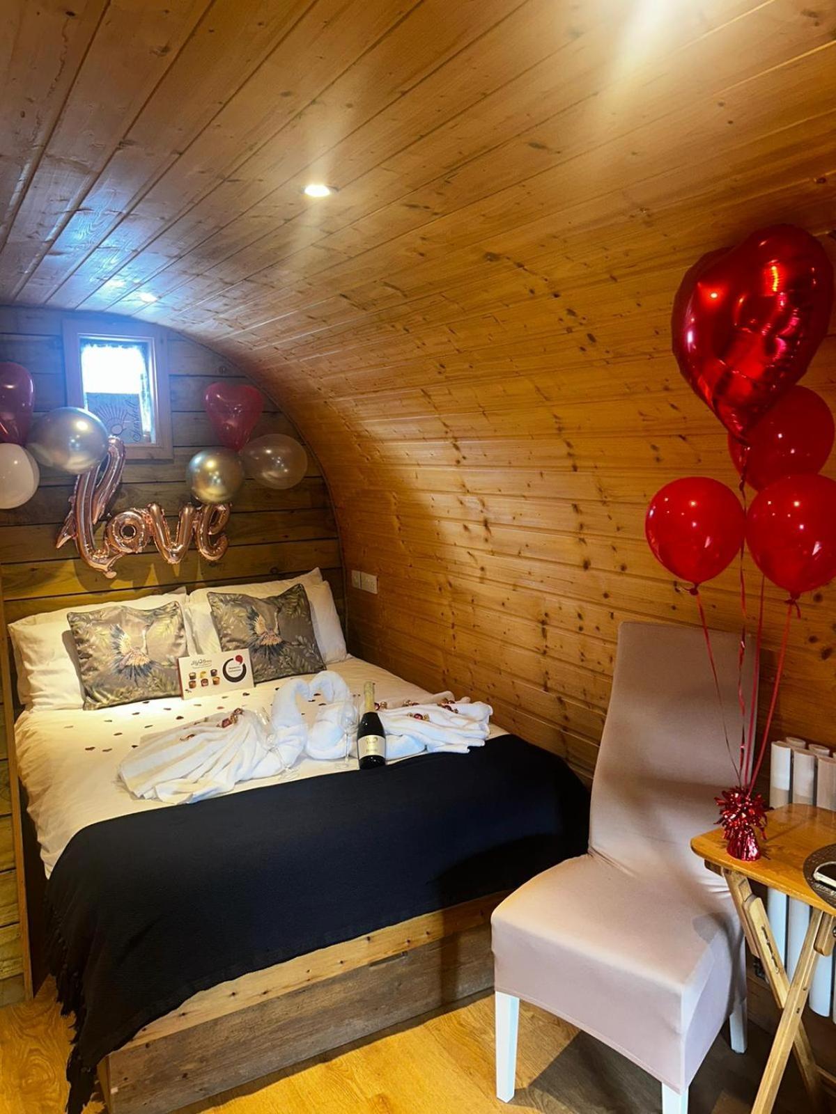 ホテル Crabmill Glamping ビュードリー エクステリア 写真