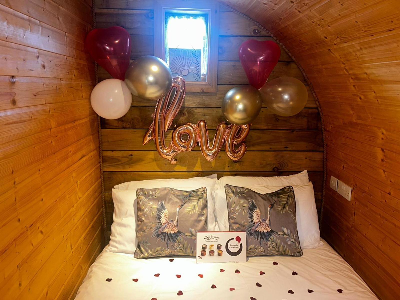 ホテル Crabmill Glamping ビュードリー エクステリア 写真