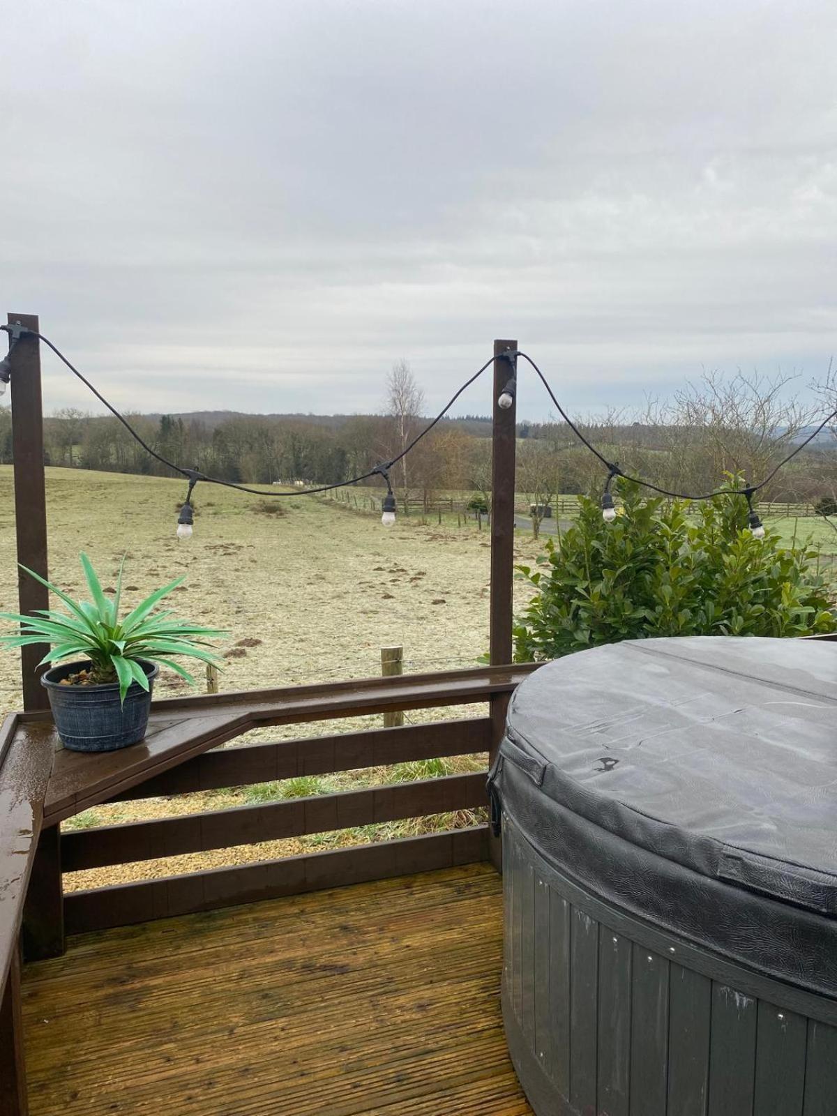 ホテル Crabmill Glamping ビュードリー エクステリア 写真