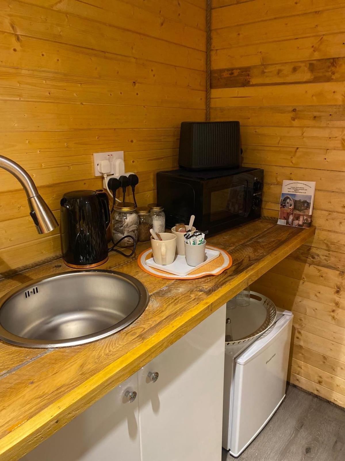 ホテル Crabmill Glamping ビュードリー エクステリア 写真