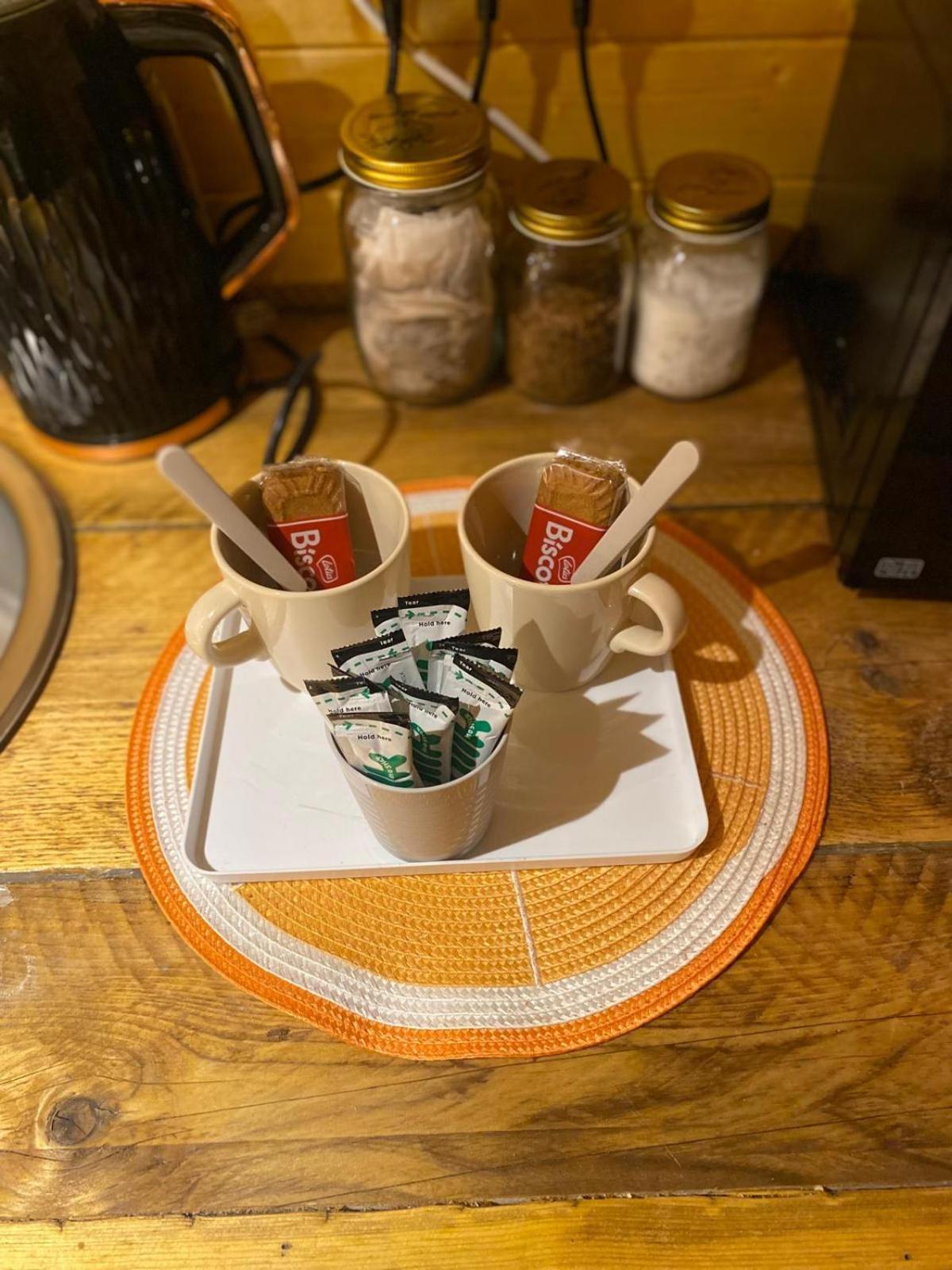 ホテル Crabmill Glamping ビュードリー エクステリア 写真