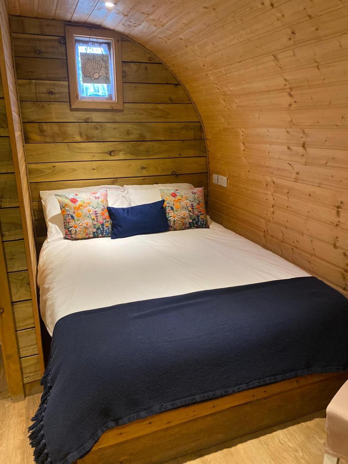 ホテル Crabmill Glamping ビュードリー エクステリア 写真