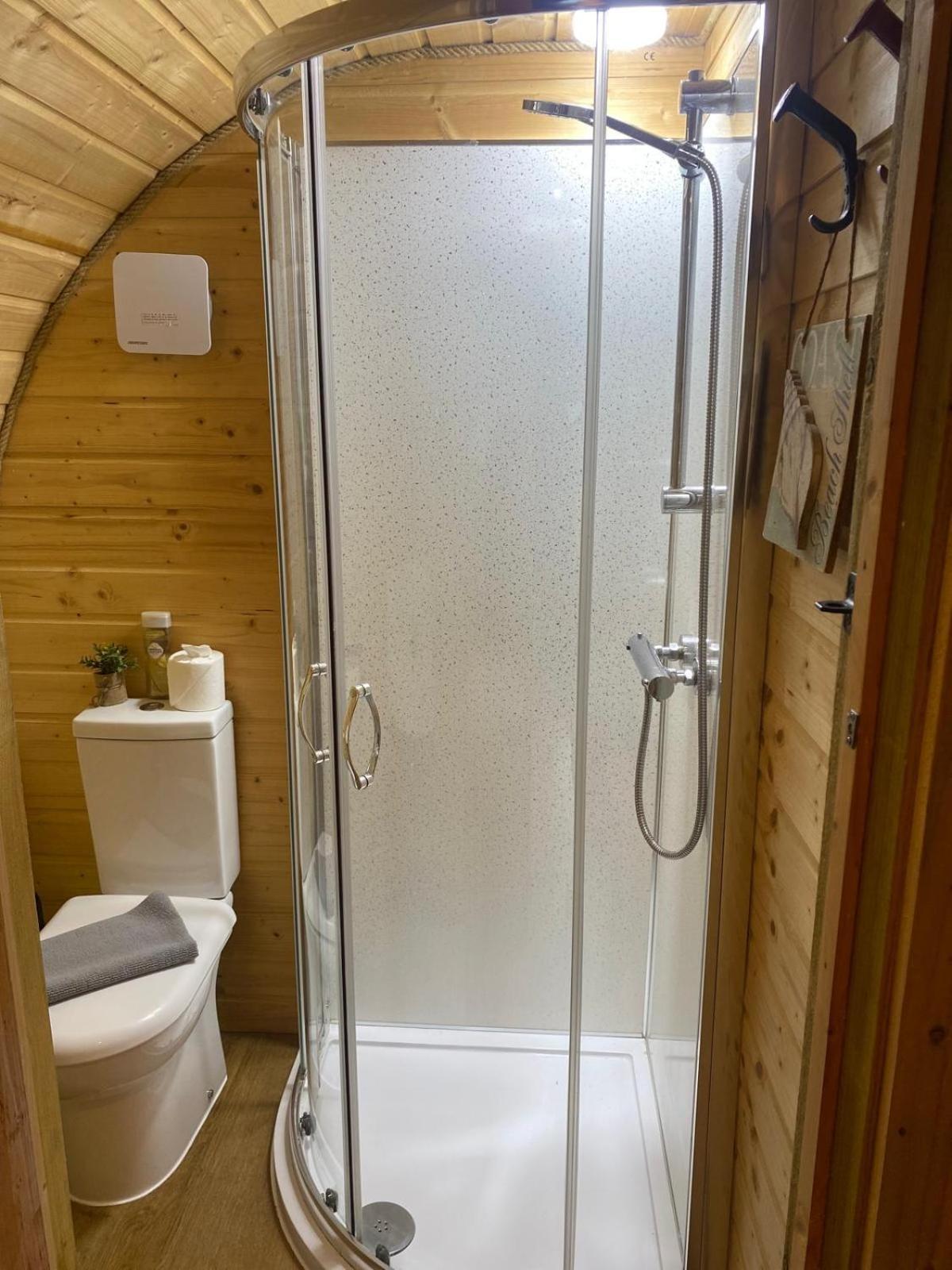 ホテル Crabmill Glamping ビュードリー エクステリア 写真